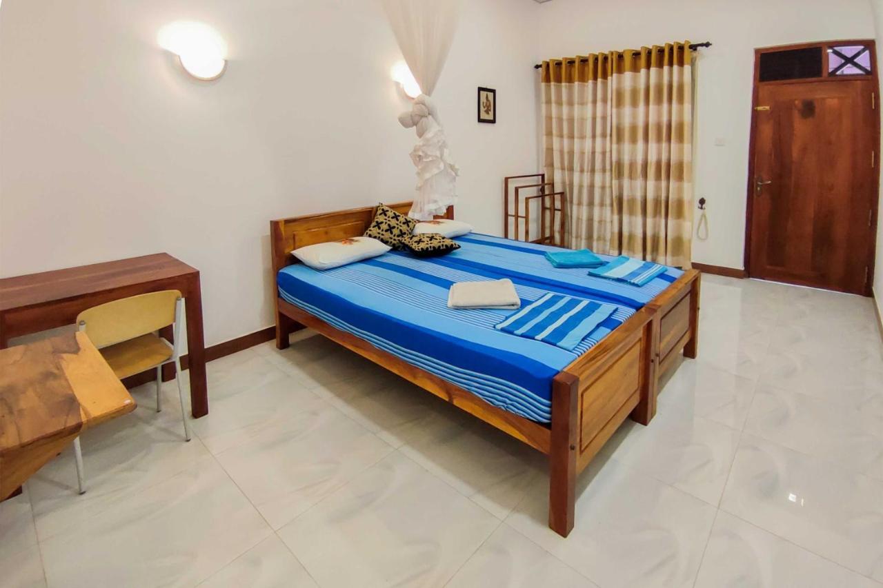 Julia Safari Inn Tissamaharama Zewnętrze zdjęcie