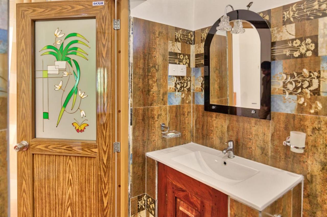 Julia Safari Inn Tissamaharama Zewnętrze zdjęcie